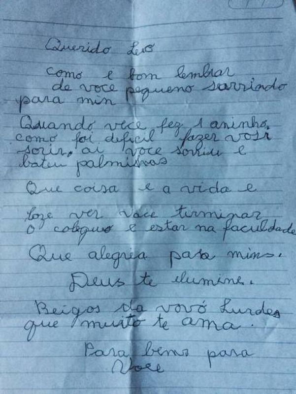 O jovem recebeu a carta ao ingressar na faculdade