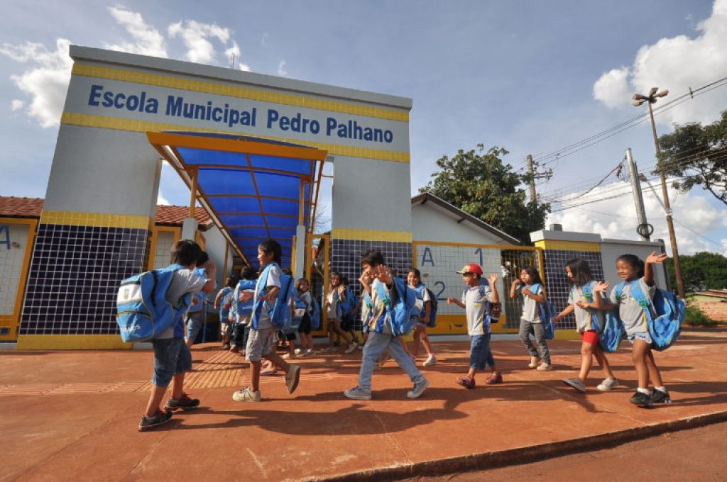 Aulas na rede municipal de ensino devem acabar no próximo dia 11 de dezembro (Foto: A. Frota)