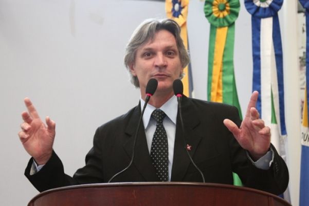 Dirceu Longhi (PT) queria a cassação de Jânio Miguel (PR) para assumir vaga na Câmara (Foto: Reprodução/Twitter) 