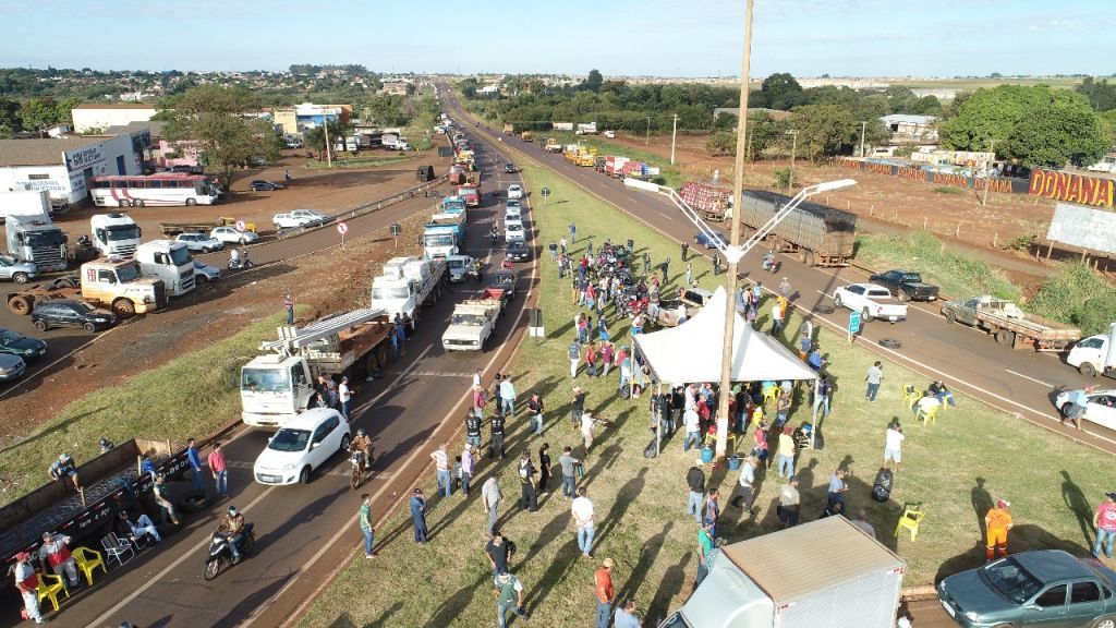 Greve nacional dos caminhoneiros provocou desabastecimento de combustíveis e postos que ainda tinham estoques elevaram preços de forma abusiva (Foto: Eliel Oliveira/Arquivo)