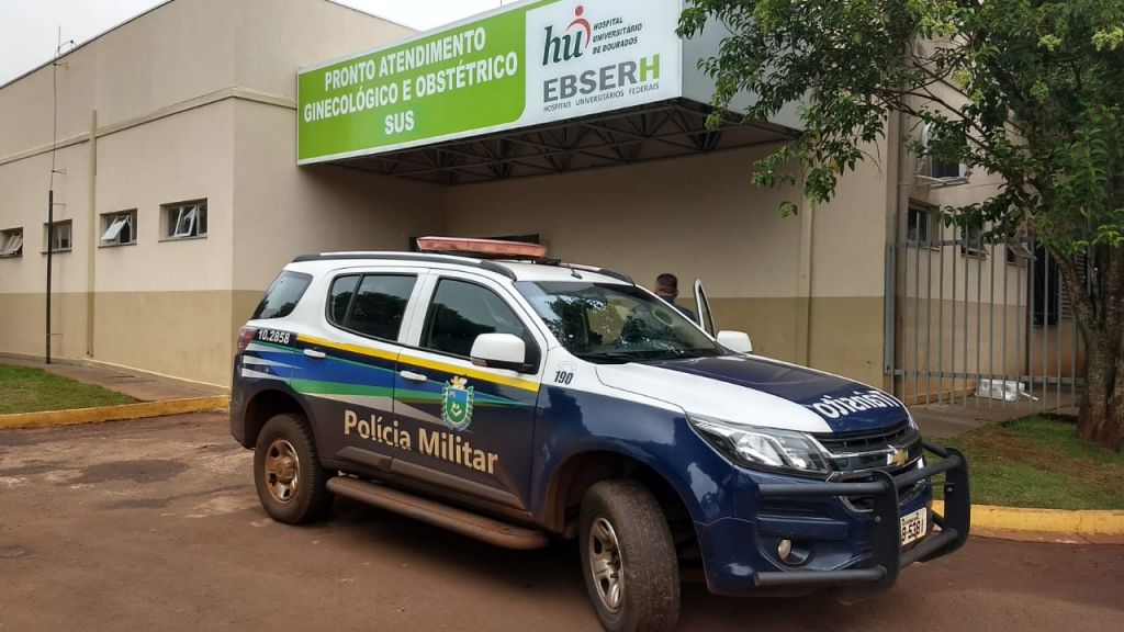 Polícia Militar esteve no hospital - Foto: Sidnei Bronka