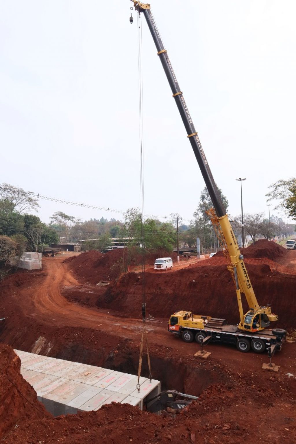 Galeria de águas por Córrego Laranja Doce poderá transcorrer já foi instalada (Foto: A. Frota)