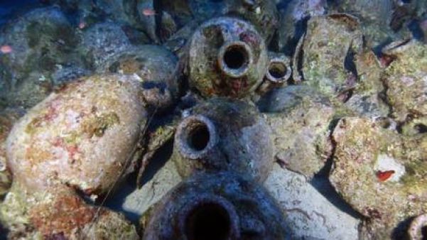 Ânforas em navio romano do tempo de Jesus - Foto: Reprodução/Ionian Aquarium, Kefalonia