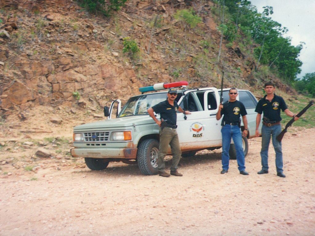 Policiais do antigo GOF