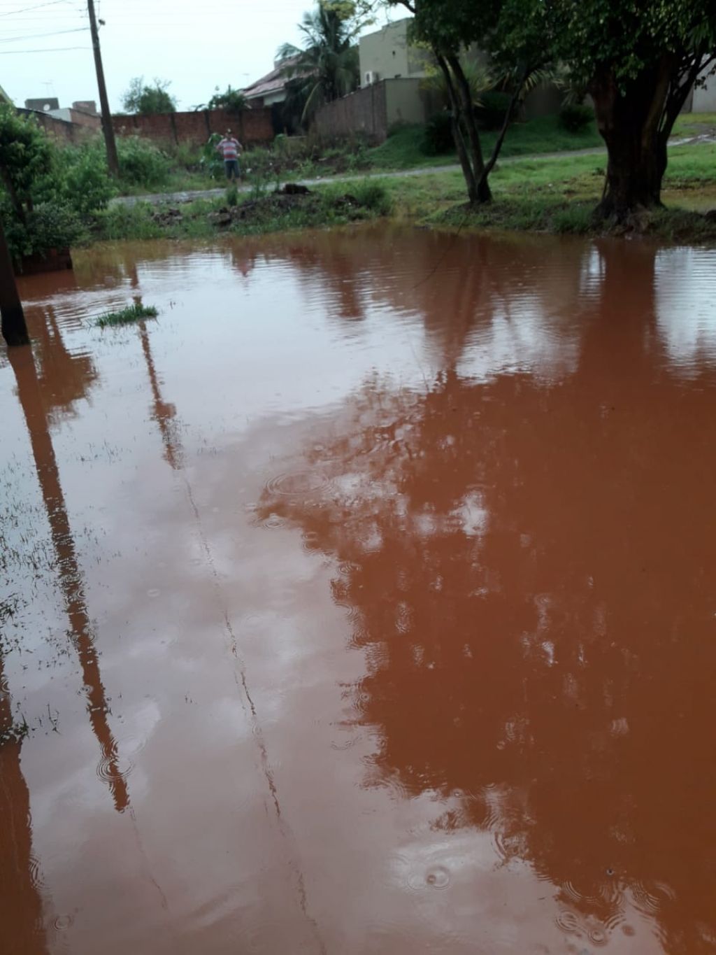 Bairro Irmã Daniela passa por obras de drenagem de águas pluviais (Foto: 94FM)