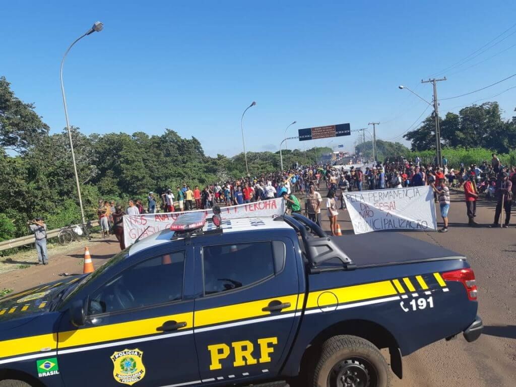 A Polícia Rodoviária Federal acompanhou o protesto - Foto: divulgação/PRF