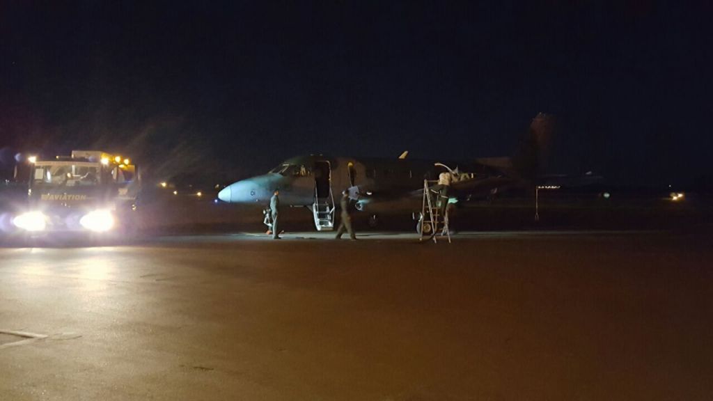 Aeronave da Força Aérea Brasileira pousou no aeroporto de Dourados com equipe da Central Nacional de Transplantes no mês de março (Foto: Arquivo/94FM)