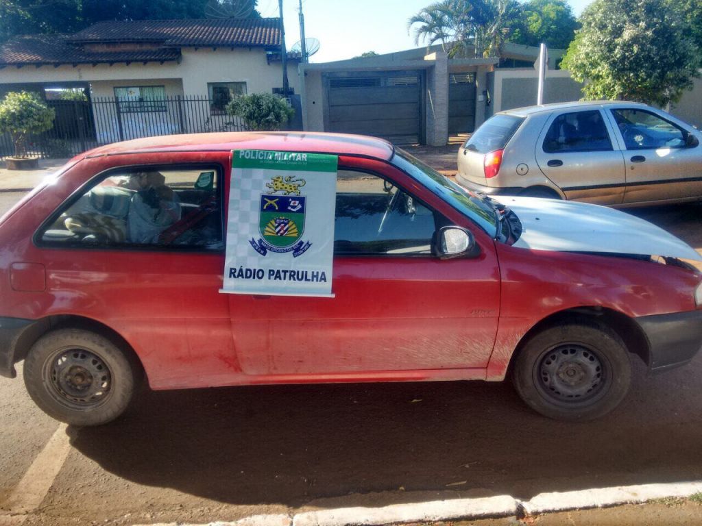 Gol foi utilizado por grupo de apoio da quadrilha, segundo a polícia (Foto: Divulgação/PM)