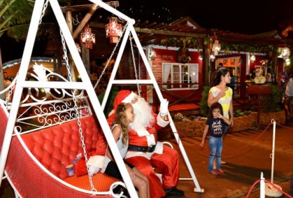 Construída em 2011, Casa do Papai Noel era principal atração do Dourados Brilha (Foto: Arquivo)