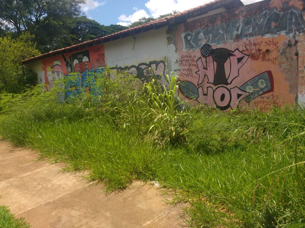 Espaço está abandonado - Foto: Ramon Augusto