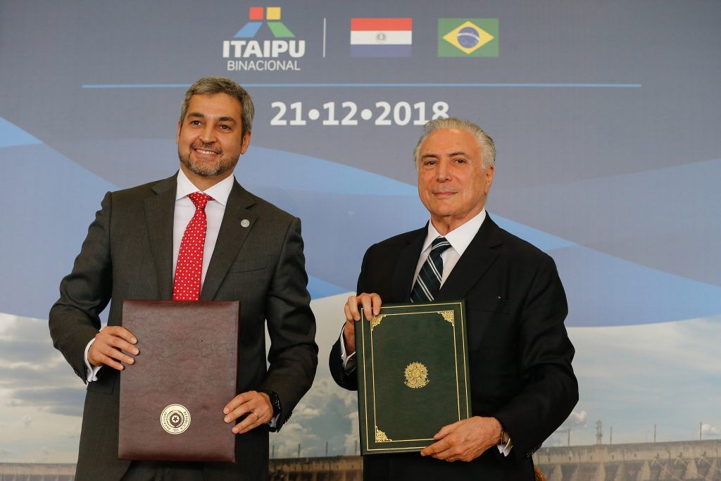 Presidentes do Brasil e do Paraguai autorizaram construção da ponte (Foto: César Itiberê/PR)