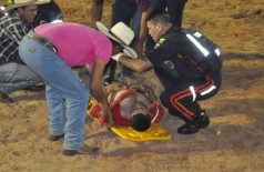 Jovem morre pisoteado por boi depois de montar no animal em sítio (Foto: ilustração/reprodução: Douglas Richer-ContilNet)