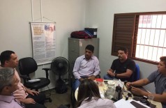 Representantes do Conselho tiveram reunião com secretário adjunto de Saúde do município (Foto: Divulgação/Coren-MS)