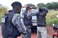 Policiais militares recapturaram cinco foragido da Justiça neste fim de semana em Dourados (Divulgação/3º BPM)