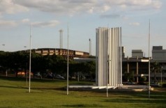 Monumento símbolo da Universidade Federal de Mato Grosso do Sul (Foto: Divulgação/MPF-MS)