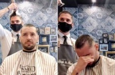 Barbeiro raspa o próprio cabelo em solidariedade a amigo com câncer (Foto: Reprodução/TikTok0