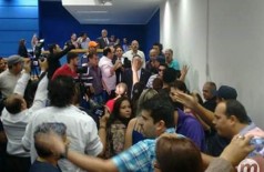 Barraco na Câmara: troca de socos e acusações terminam na delegacia