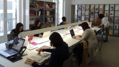 Sala de leitura da Biblioteca Gulbenkian à Paris