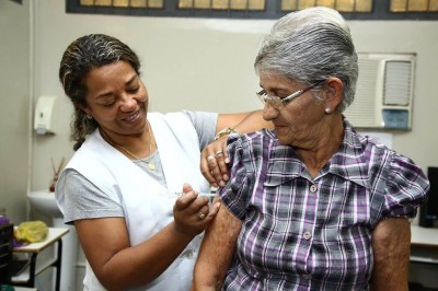 Dia D de vacinação será neste sábado e dez postos de saúde farão atendimento entre 8h e 17 horas em Dourados (Foto: Arquivo/Prefeitura de Dourados)
