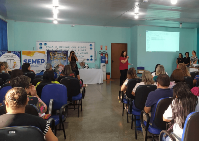 Evento foi realizado no auditório da Secretaria Municipal de Educação (Foto: Divulgação/TJ-MS)