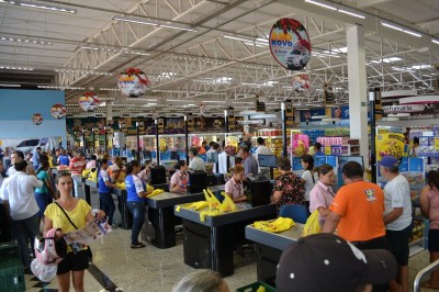 Consumidores de Rio Brilhante contam com mais uma opção em Supermercados