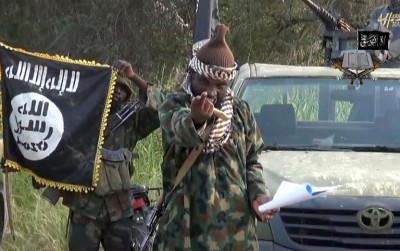 A imagem, retirada de um vídeo divulgado pelo Boko Haram, mostra o líder do grupo (AFP)
