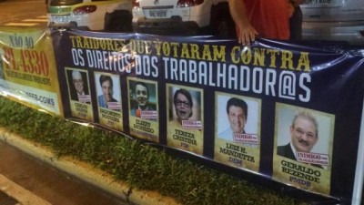 Deputados que aprovaram terceirização são hostilizados em Campo Grande