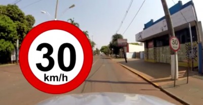 Placas de indicação de velocidade variam entre 30 km/h e 40 km/h (Reprodução/Facebook)