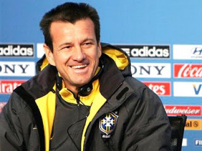 5 movitos para que Dunga volte ao comando da seleção