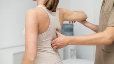 A fibromialgia é uma condição caracterizada por dor crônica e generalizada no sistema musculoesquelético, acompanhada de fadiga, distúrbios do sono e outros sintomas.(Foto Divulgação)