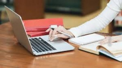 O documento busca regular as modalidades de graduação on-line.(Foto Divulgação)