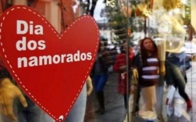 Em Dourados, 55,06% das pessoas afirmaram que irão às compras para presentear. (Foto Divulgação Procon)