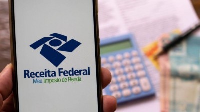 ambém é possível fazer a consulta no aplicativo da receita federal para tablets e smartphones. (Foto Divulgação)