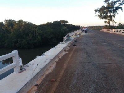 Veículo caiu no rio Vacaria, entre  Rio Brilhante e Nova Alvorada do Sul.