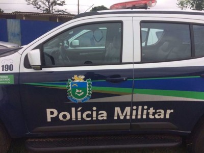Policiais militares da Rádio Patrulha abordaram suspeitos no centro da cidade (Foto: Divulgação/PM)