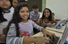 Plena adoção de computadores nas rotinas de ensino ainda é limitada, diz Alexandre Barbosa, gerente do Cetic.br (Foto: Marcello Casal Jr/Arquivo/Agência Brasil)