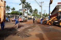 Avenida Marcelino Pires já recebeu serviços de tapa-buracos executado por empresa contratada pela prefeitura (Foto: A. Frota)