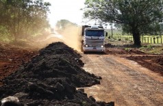 Serviços de patrolamento, cascalhamento e retirada de entulhos das estradas rurais devem custar R$ 3,5 milhões (Foto: A. Frota)