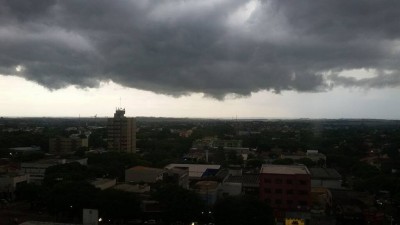 Nuvens carregadas que resultam em chuva não aparecem em Dourados há 31 dias, segundo a Embrapa Agropecuária Oeste (Foto: Arquivo/94FM)