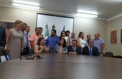 Cortes de servidores comissionados atingem secretarias municipais da Prefeitura de Dourados (Foto: André Bento)