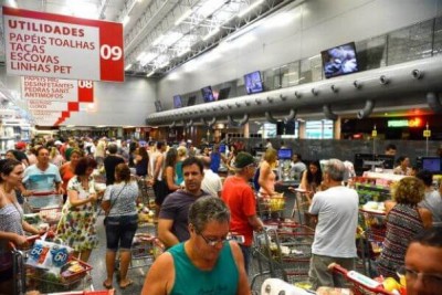 Inflação baixa aumenta poder de compra e beneficia consumidores  ---- Tânia Rêgo/Agência Brasil