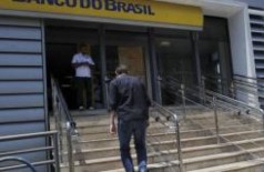 Brasília - Agências bancárias reabrem hoje em todo país (Foto: Agência Brasil/Arquivo)