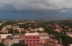 Tempo chuvoso que persiste desde o dia 19 deve seguir até 2 de janeiro em Dourados (Foto: 94FM)