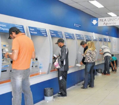 Correntistas da Caixa e do BB poderão ter depósito dia 22 - Foto: Paulo Ribas / Correio do Estado