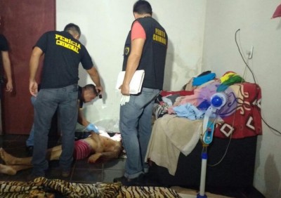 Os tiros atingiram as costas do homem (Fotos: Adilson Domingos)