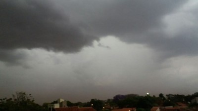 Para este mês, eram esperados 145.3 milímetros na cidade (Foto: Karol Chicoski/94FM)