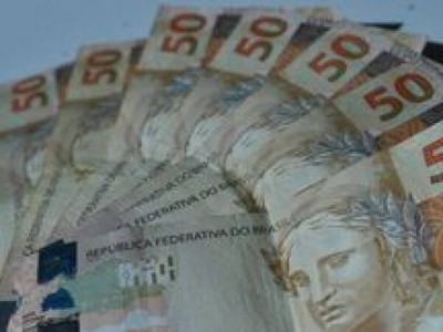 Brasileiros com nome em cadastro de devedores chegam a 40,5% da população