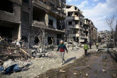 Pesados ataques e bombardeios têm sido lançados contra a região de Ghouta Oriental, na Síria - REUTERS/Bassam Khabieh