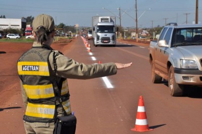 Agetran comprou 44 apitos de R$ 73,00 cada para fiscais de trânsito (Foto: A. Frota)