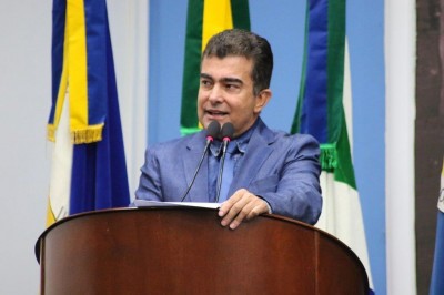 Vereador quer saber se funcionários e pacientes do HV têm equipamentos de proteção (Foto: Thiago Morais)